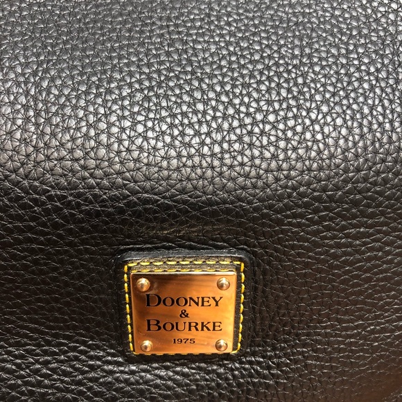 Dooney & Bourke Black Pebbled Leather Handbag - Gorgeous Details - EUC - Picture 9 of 14